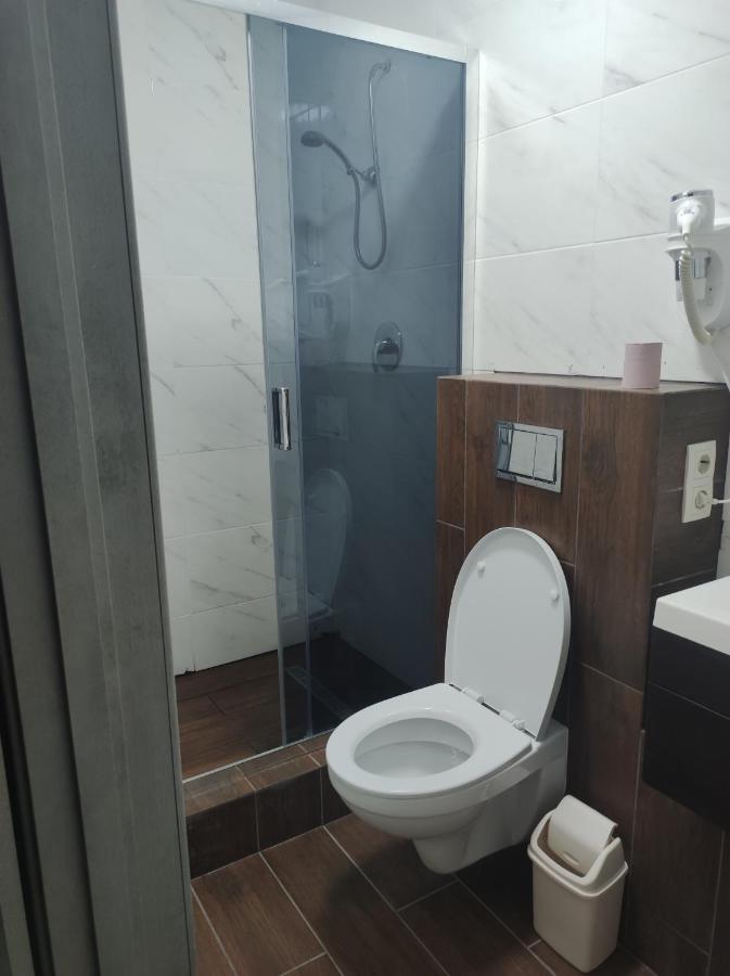 On Zarwanska Street Apartment *